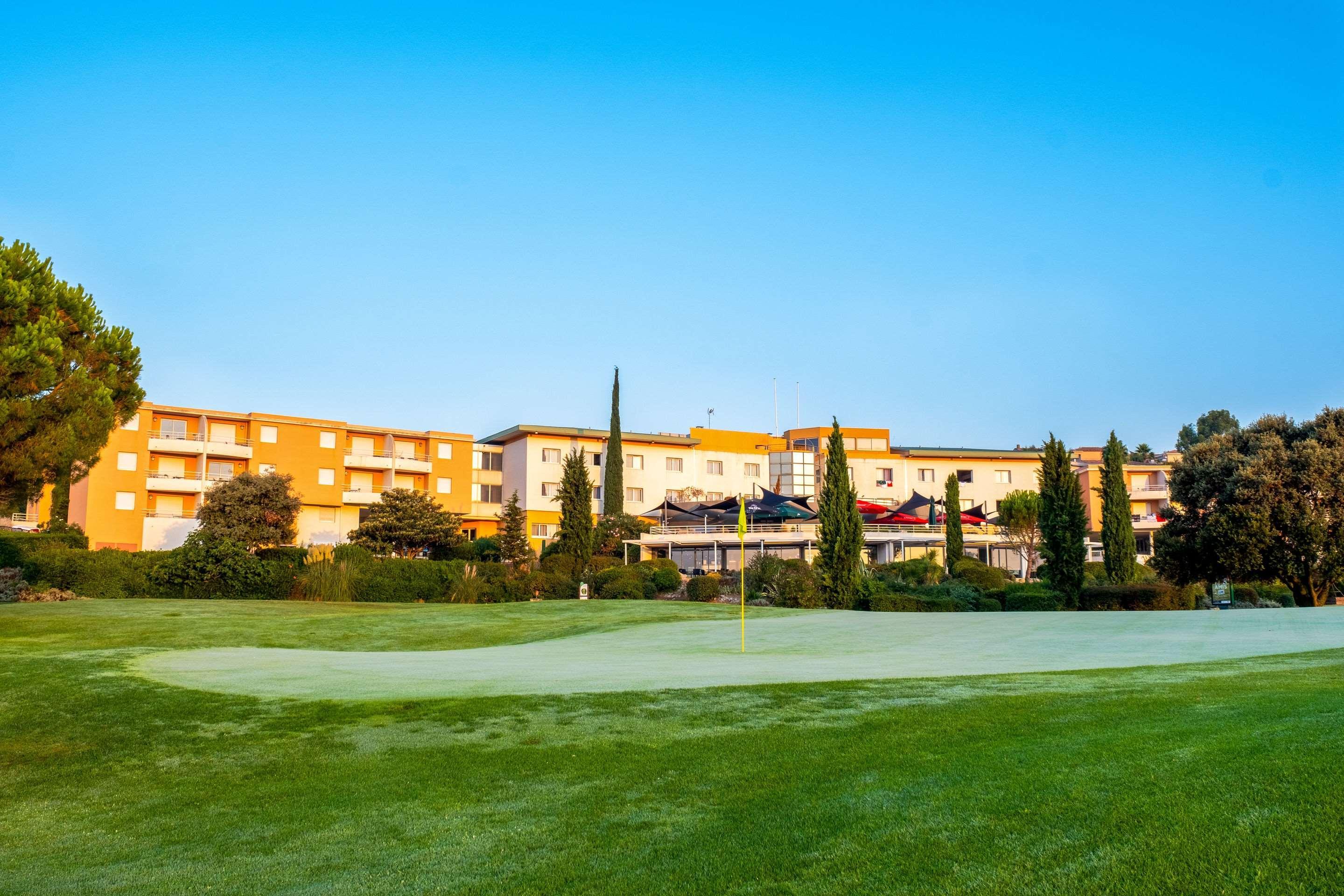 Hotel Golf Fontcaude Жувиньяк Экстерьер фото